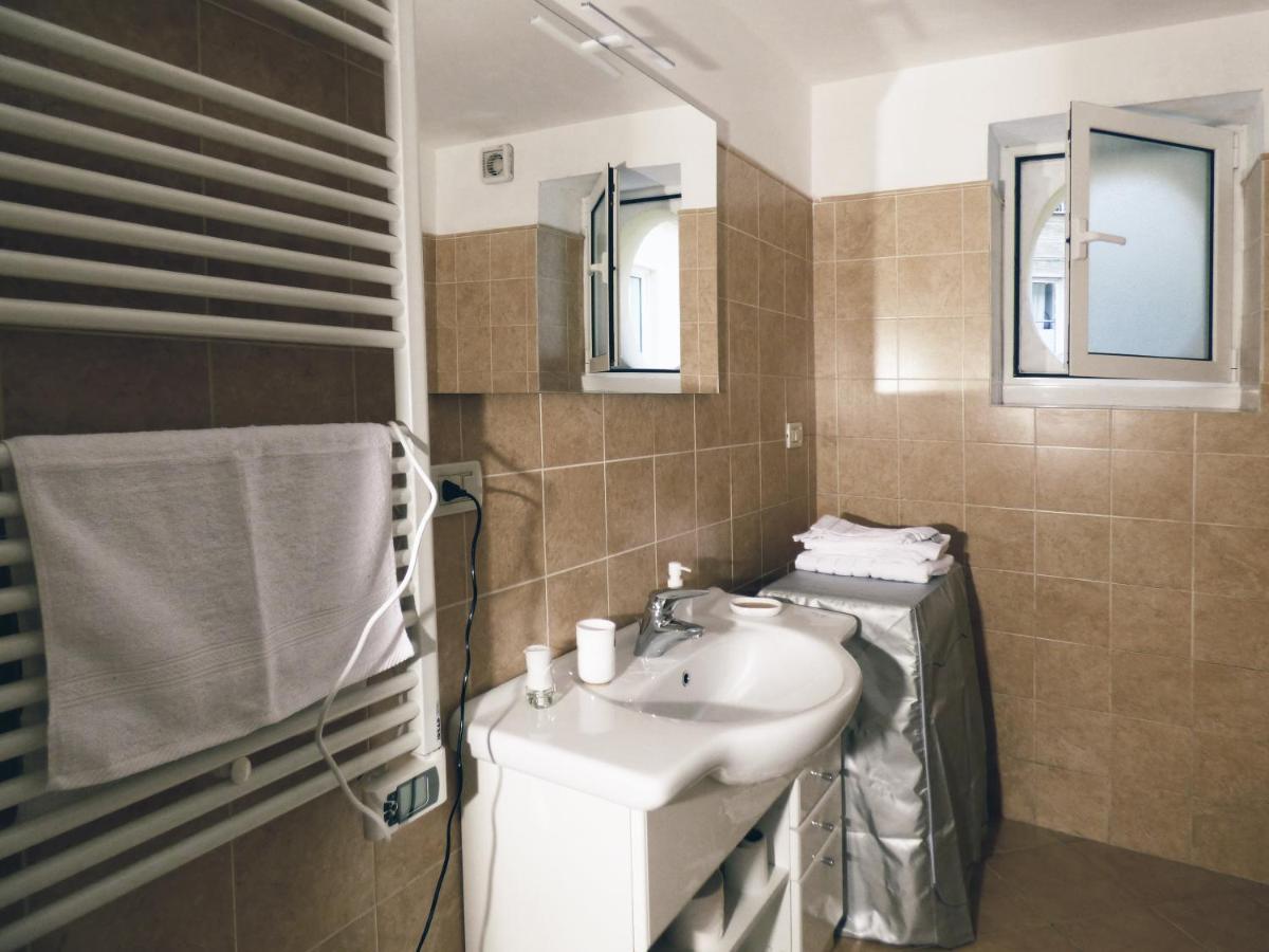 Casa Maura - 2 Passi Nella Storia Apartman Genova Kültér fotó