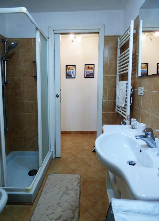 Casa Maura - 2 Passi Nella Storia Apartman Genova Kültér fotó